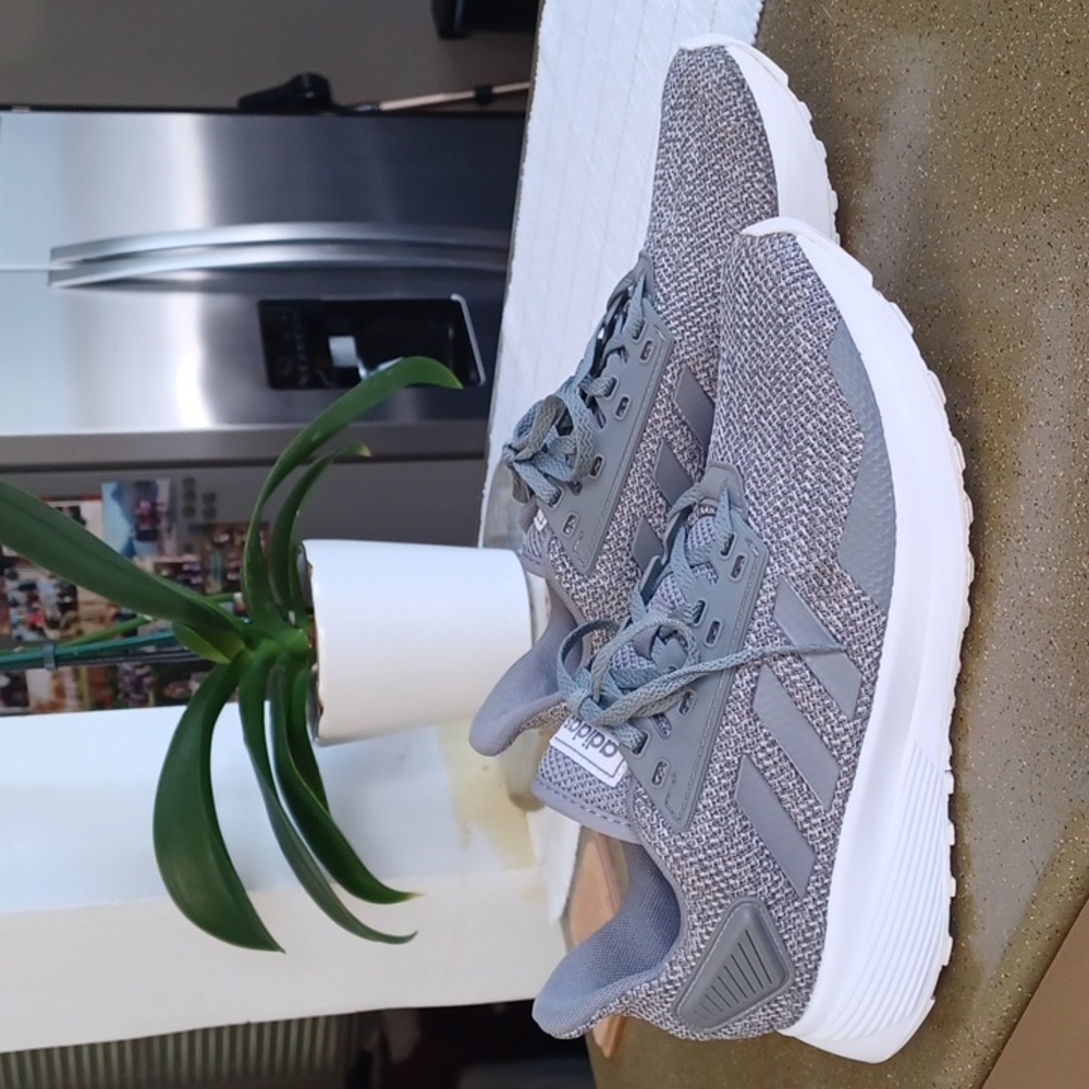 Adidas Aircloud Duromo 9 Light Gray Running Sneakers/shoes W-8.5